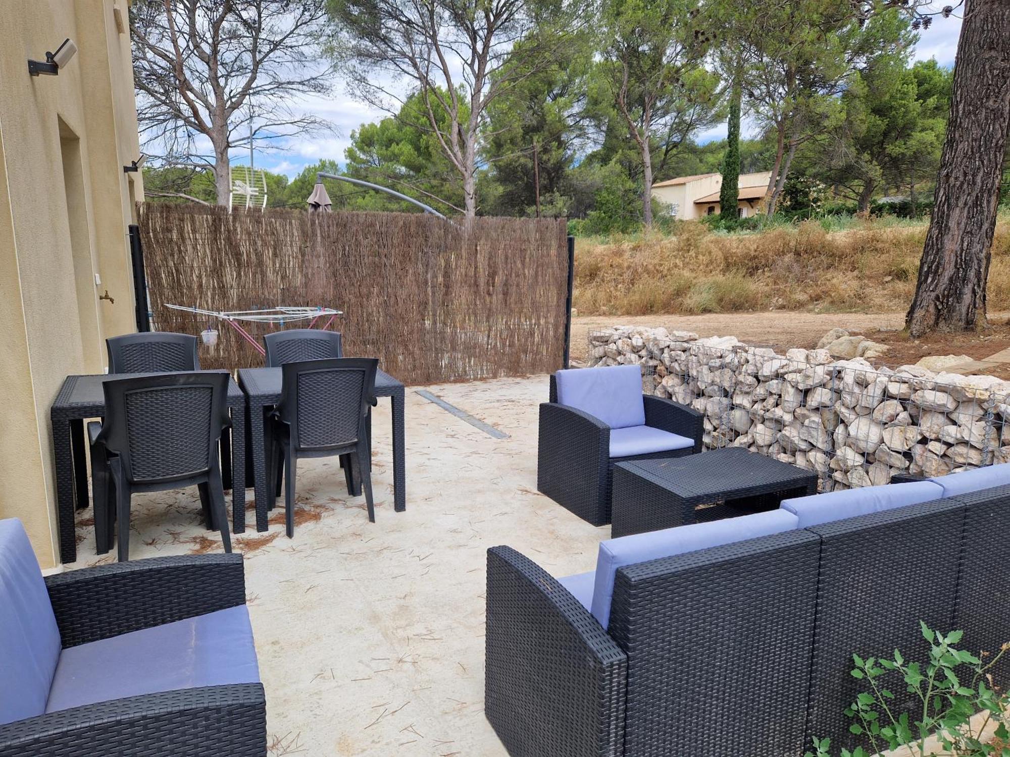 Bel Appartement Duplex Ventabren Luaran gambar
